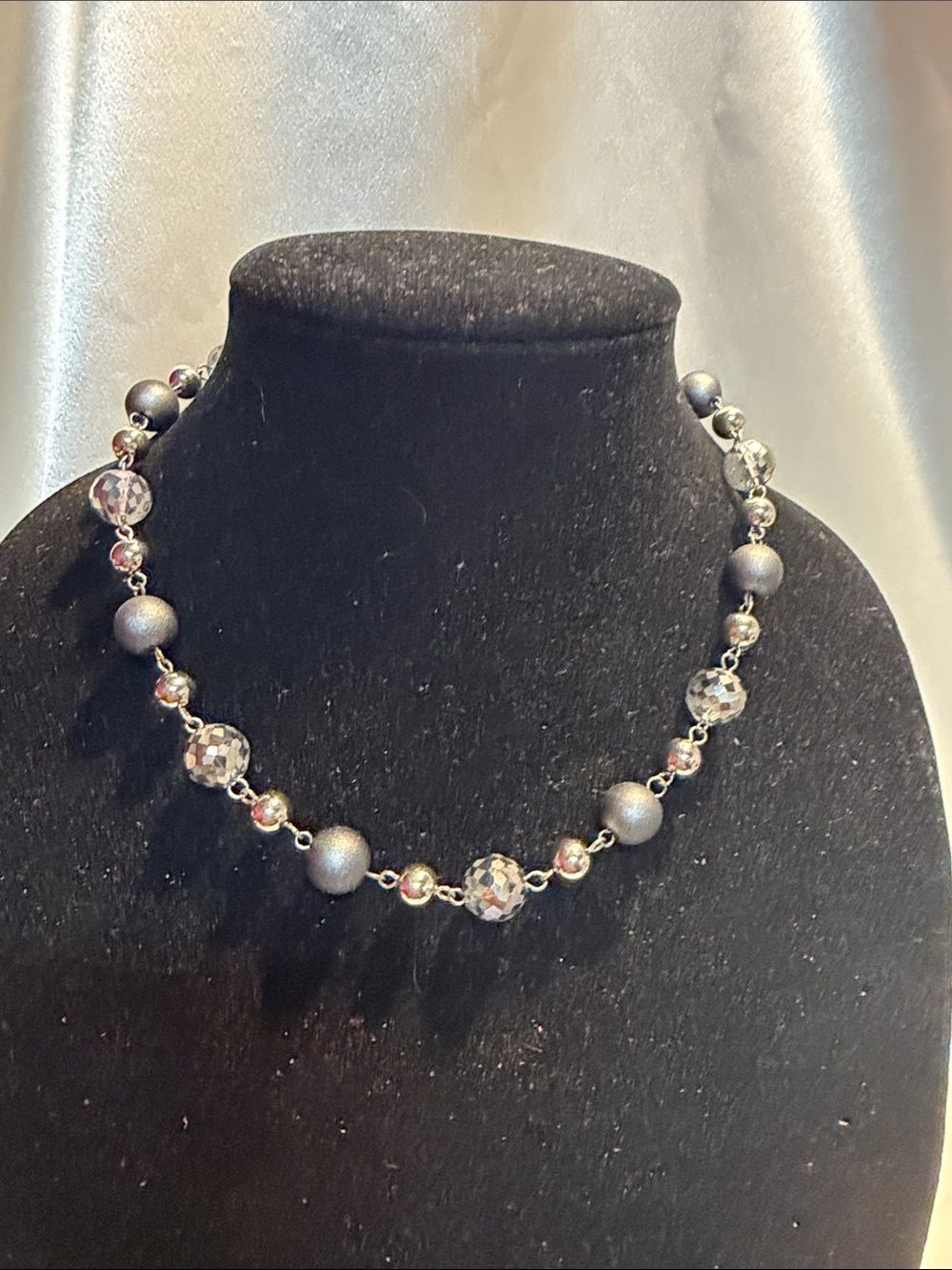 Source Unknown Silver and Gray Beaded Necklace